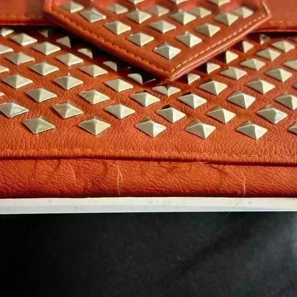 MMS orange studded clutch bag - Picture 2 of 8